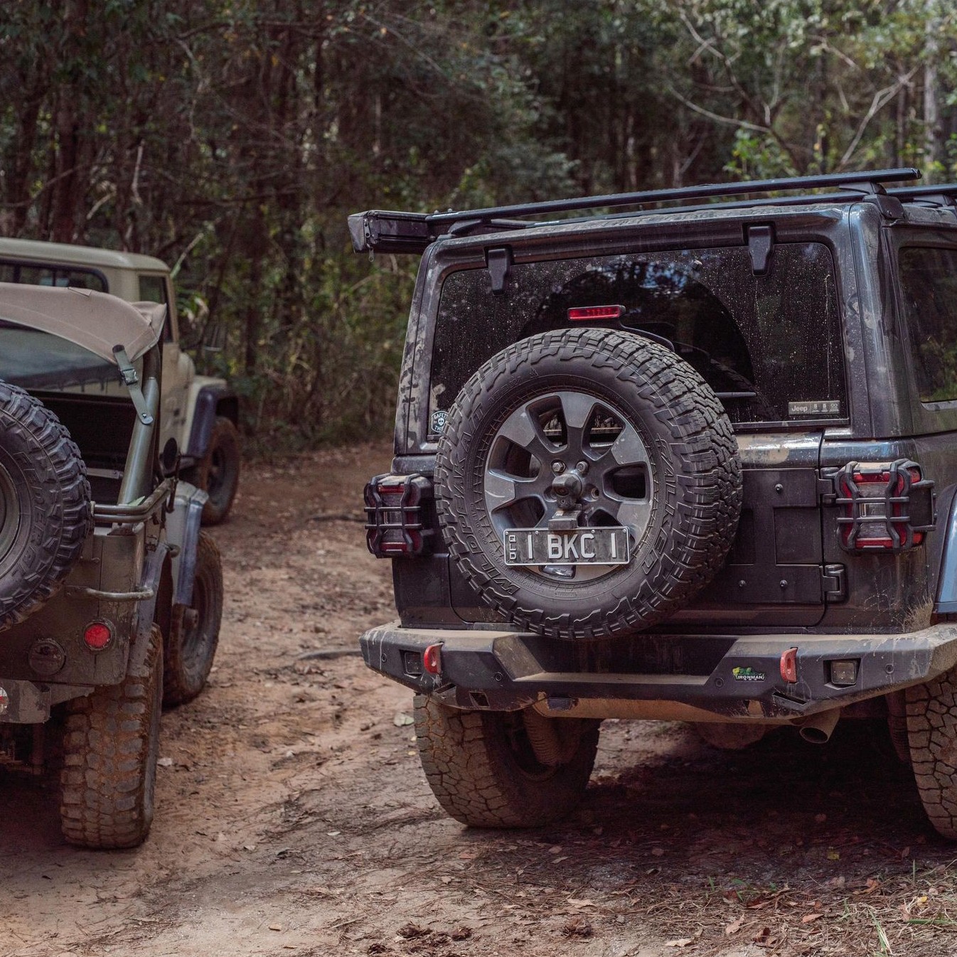 Rear Number Plate Relocation Bracket Suitable For 2020+ Jeep Wrangler JL